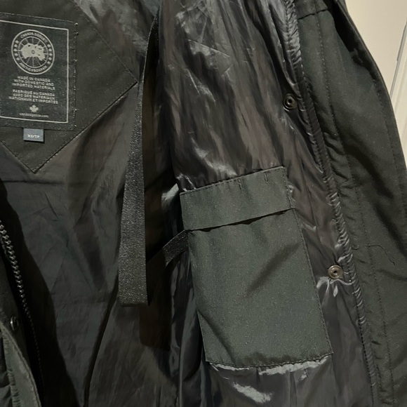 Canada Goose Jacket - Picture 5 of 16